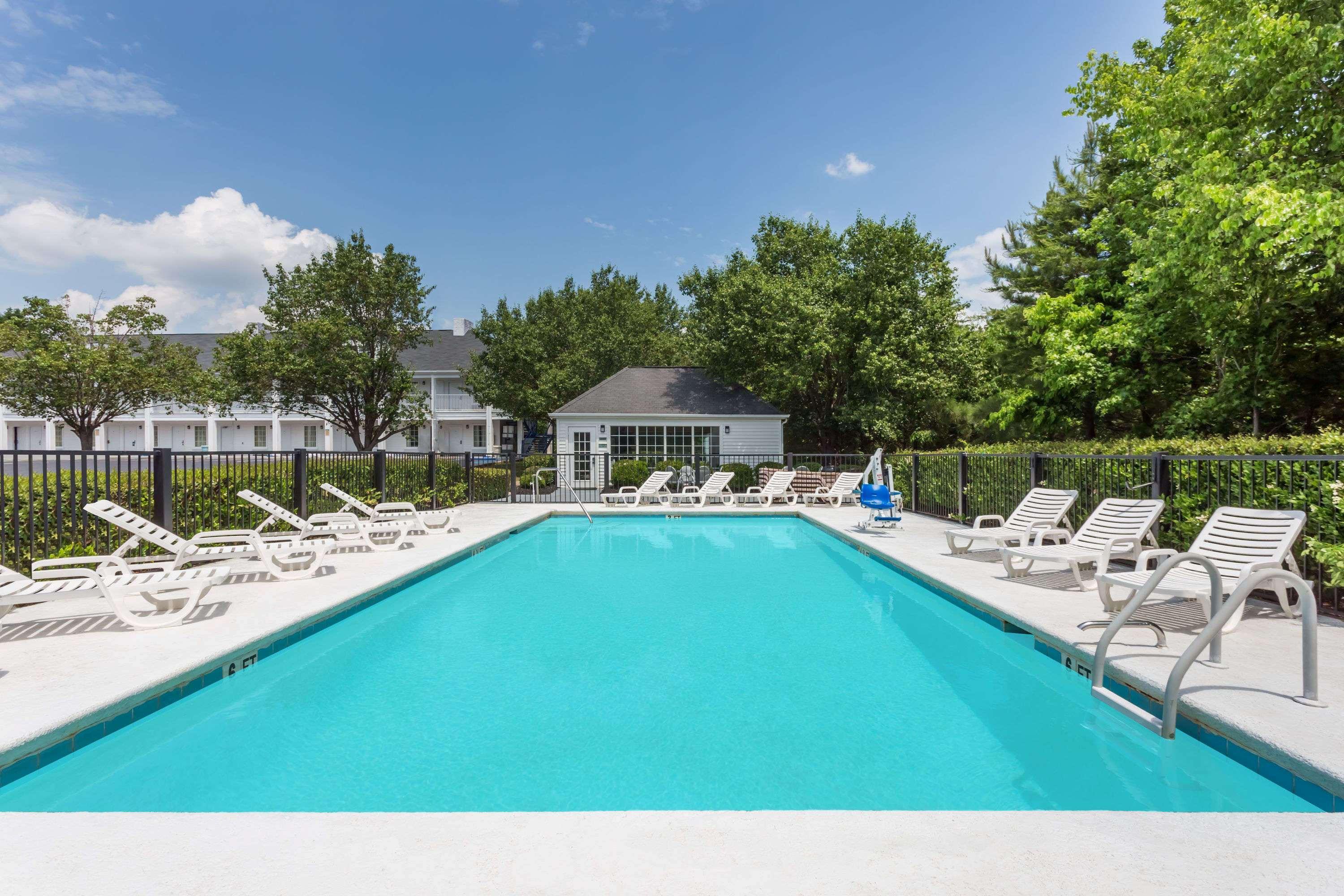 Hotel Baymont By Wyndham Anderson Clemson Exterior foto