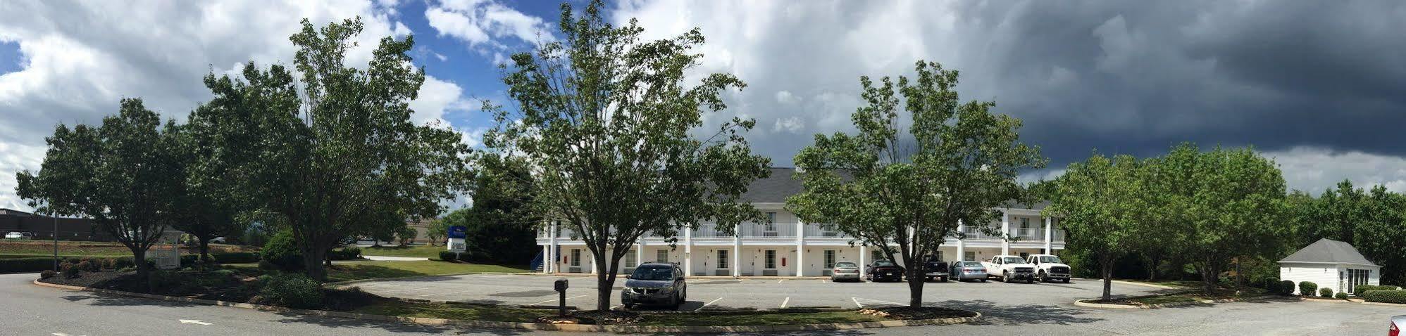 Hotel Baymont By Wyndham Anderson Clemson Exterior foto